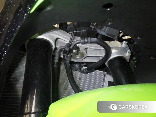 Kawasaki ZX-10R NINJA ABS id 3947358 из Японии 14