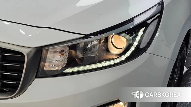 Kia The New Carnival id 4637918 из Кореи 14