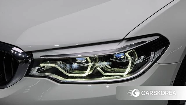 BMW 5 Series (G30) id 4736951 из Кореи 14