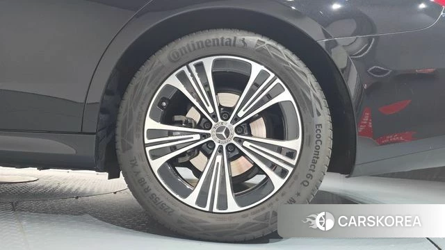 Mercedes-Benz E-Class W214 id 4853801 из Кореи 14