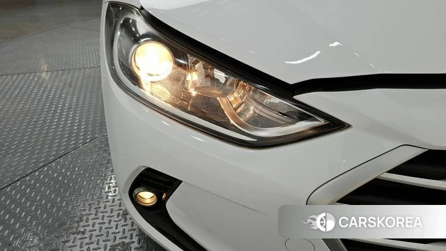 Hyundai Avante AD id 4246158 из Кореи 14