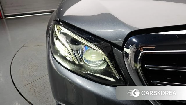 Mercedes-Benz E-Class W213 id 4384185 из Кореи 14