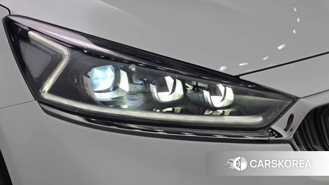 Kia Come New K7 id 4785706 из Кореи 14