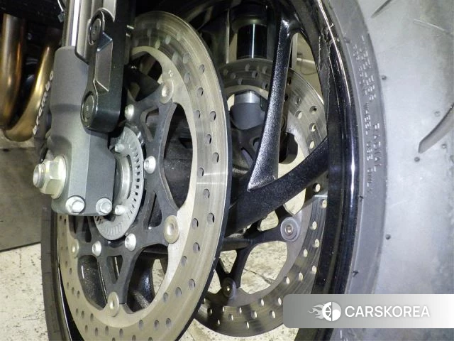 Suzuki GSX-S1000S Katana id 3947224 из Японии 14