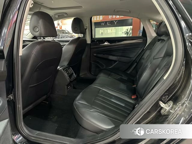 Volkswagen Passat id 4265854 из Китая 14