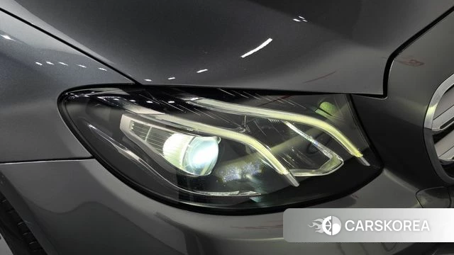 Mercedes-Benz E-Class W213 id 4703473 из Кореи 14