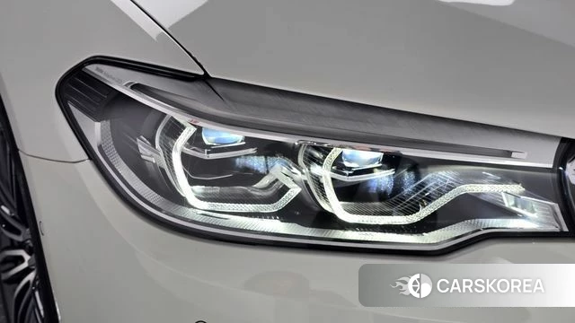 BMW 5 Series (G30) id 4751047 из Кореи 14