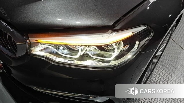 BMW 5 Series (G30) id 4573855 из Кореи 14