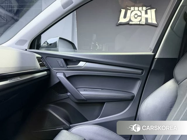 Audi Q5L id 4208238 из Китая 14