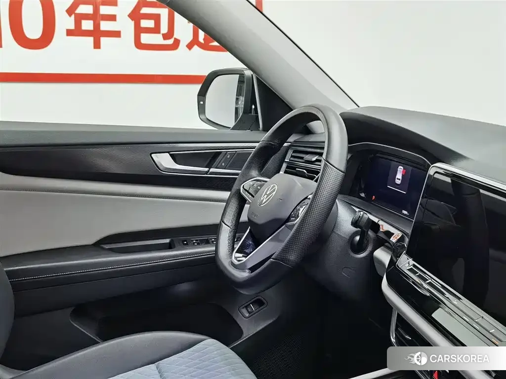 Volkswagen Teramont id 4538969 из Китая 14
