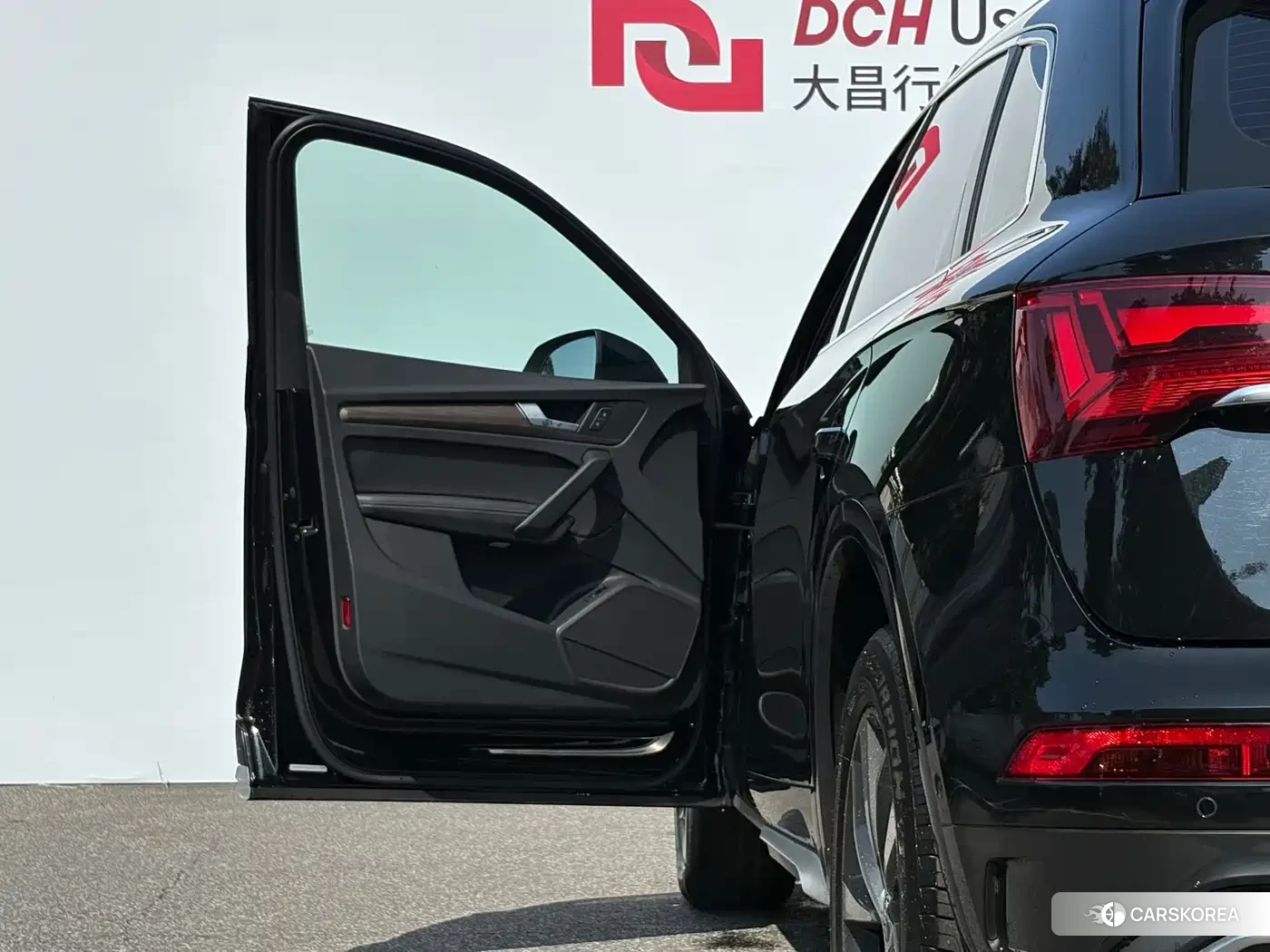 Audi Q5L id 4680811 из Китая 14