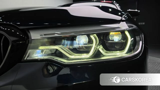 BMW 5 Series (G30) id 4930357 из Кореи 14