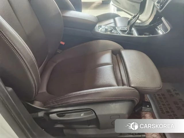 BMW 1 series id 4278505 из Китая 14