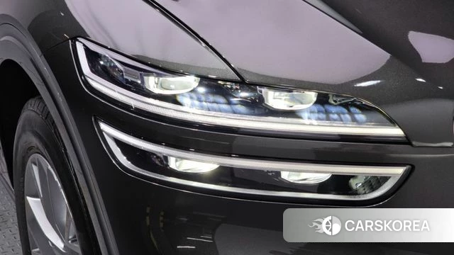 Genesis GV70 id 4898176 из Кореи 14