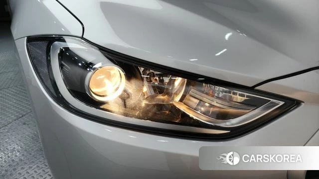 Hyundai Avante AD id 4596317 из Кореи 14