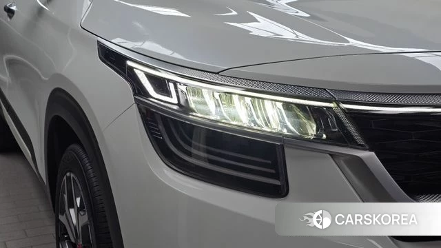 Kia Seltos id 4562542 из Кореи 14