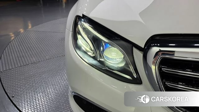 Mercedes-Benz E-Class W213 id 4604839 из Кореи 14