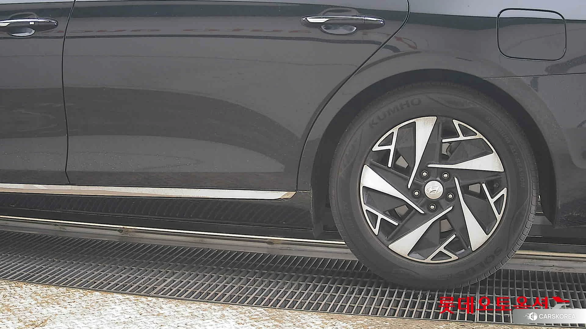 Hyundai Grandeur Hybrid id 3881998 из Кореи 14