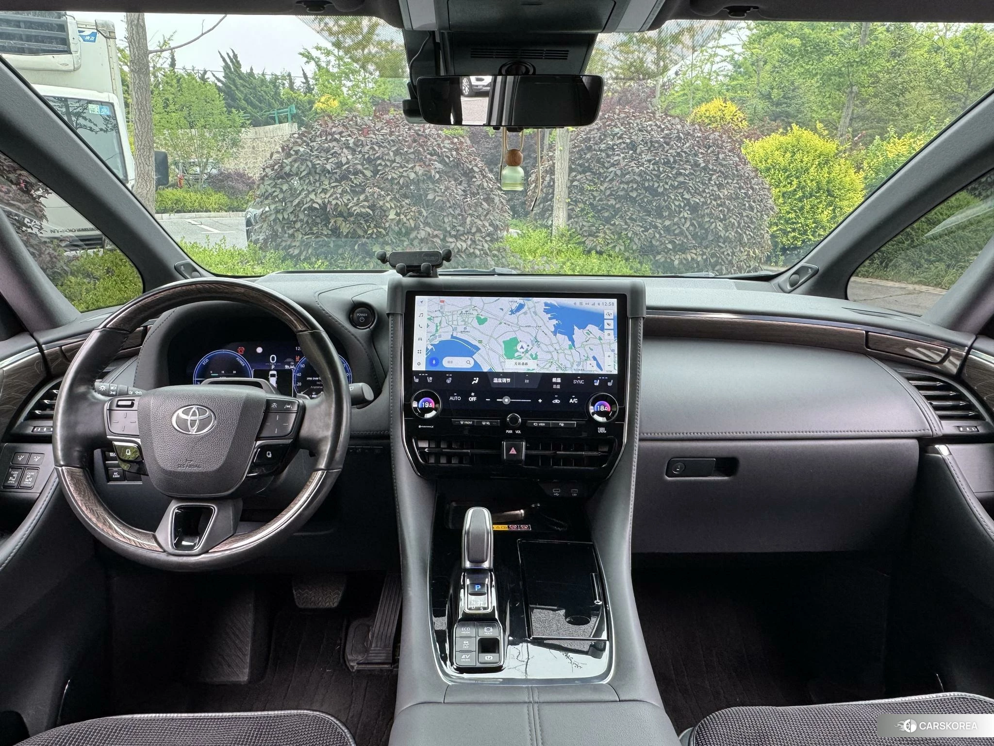 Toyota Elfa id 4454654 из Китая 14