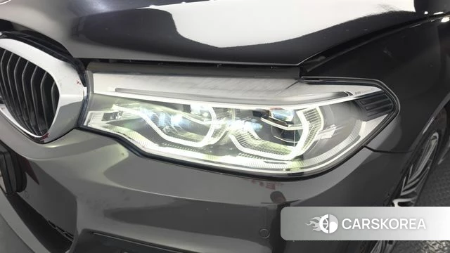 BMW 5 Series (G30) id 4356509 из Кореи 14
