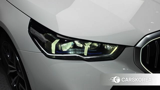 BMW 5 Series (G60) id 4612558 из Кореи 14