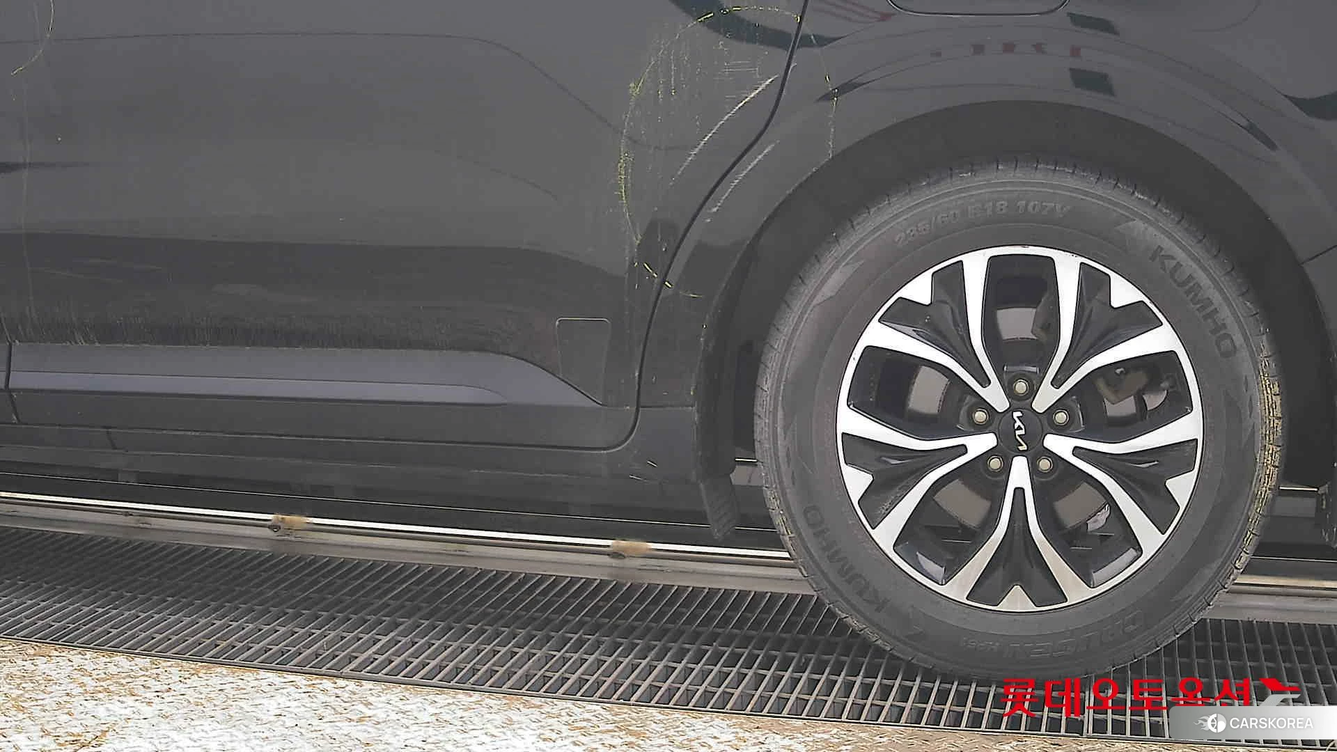 Kia Carnival id 3875718 из Кореи 14