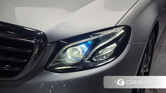 Mercedes-Benz E-Class W213 id 4632740 из Кореи 14
