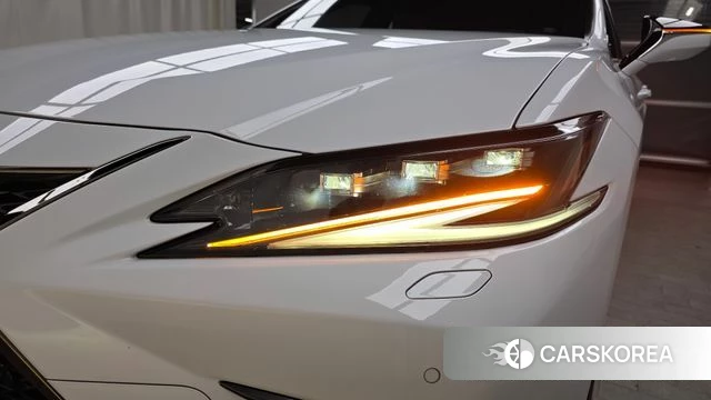 Lexus ES300h 7th generation id 4423295 из Кореи 14