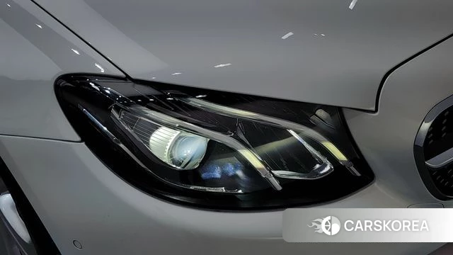 Mercedes-Benz E-Class W213 id 4620680 из Кореи 14
