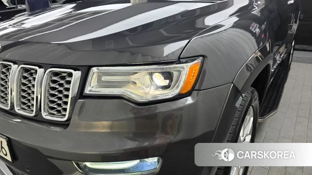 Jeep Grand Cherokee id 4624821 из Кореи 14