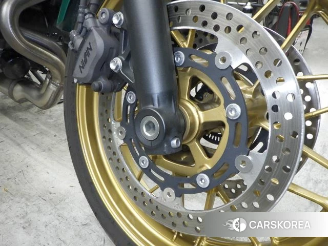 Kawasaki Z650RS id 3949352 из Японии 14