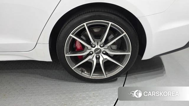 Genesis G70 id 4850220 из Кореи 14