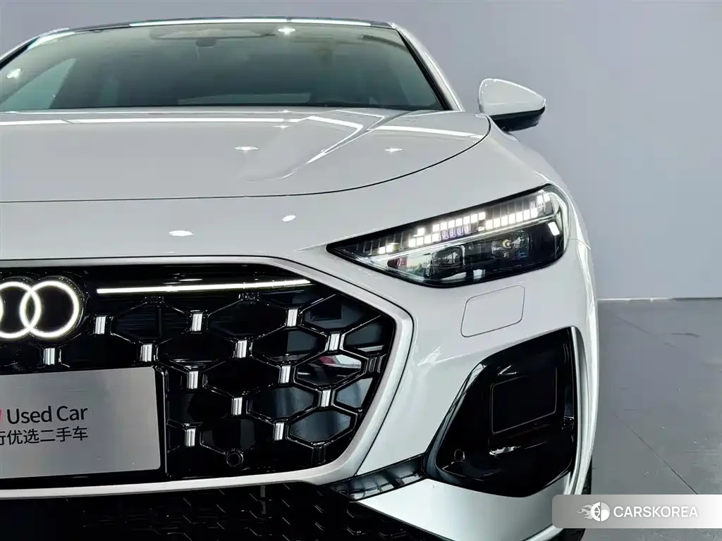 Audi A5L id 4538846 из Китая 14
