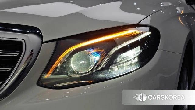 Mercedes-Benz E-Class W213 id 4605037 из Кореи 14