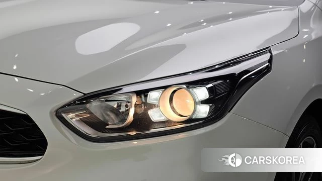 Kia Come New K3 id 4496626 из Кореи 14