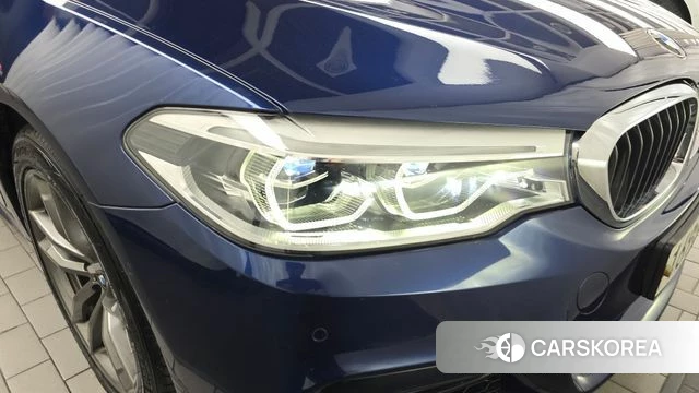BMW 5 Series (G30) id 4785413 из Кореи 14
