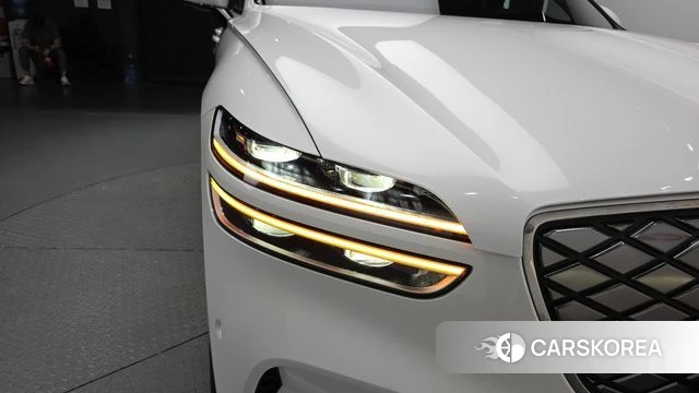 Genesis Electrified GV70 id 4201332 из Кореи 14