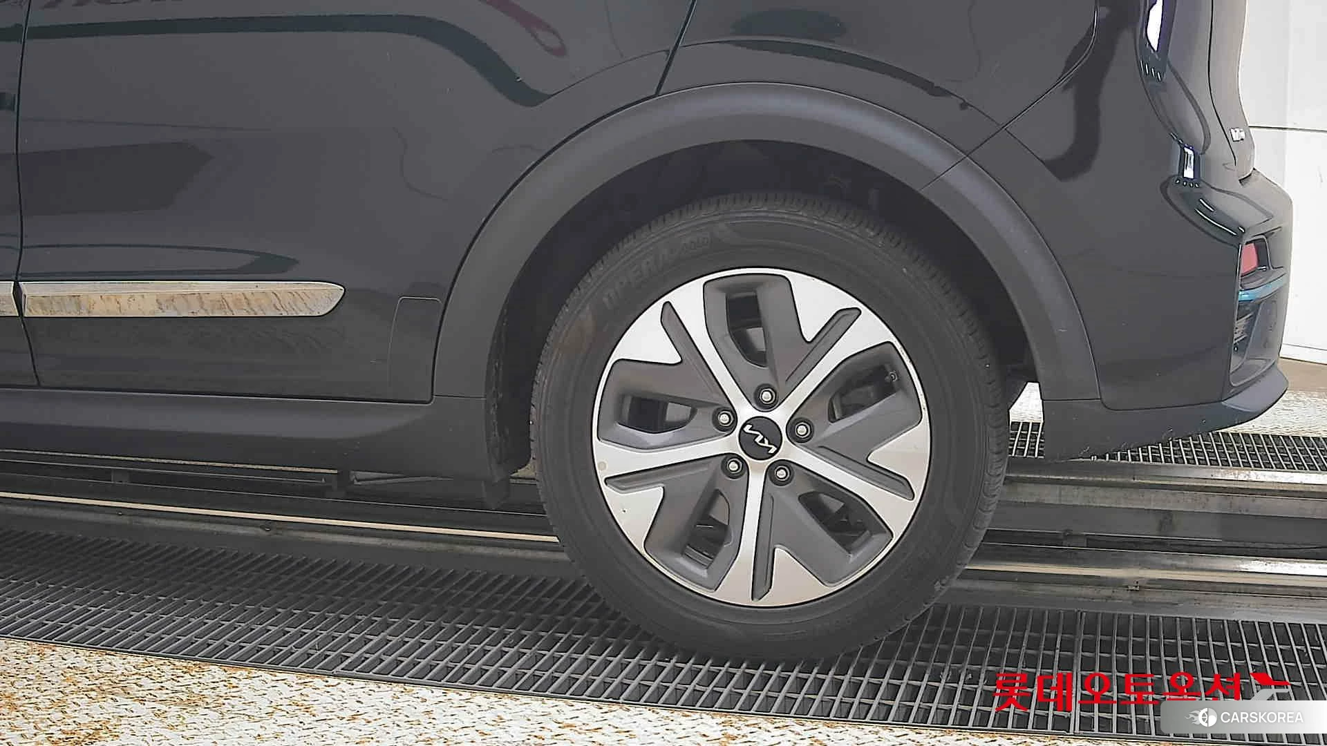 Kia Niro EV id 4902345 из Кореи 14