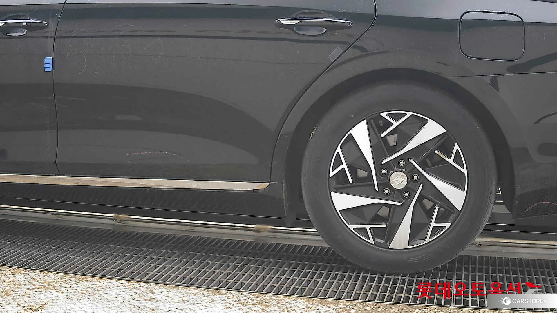 Hyundai Grandeur Hybrid id 3875693 из Кореи 14