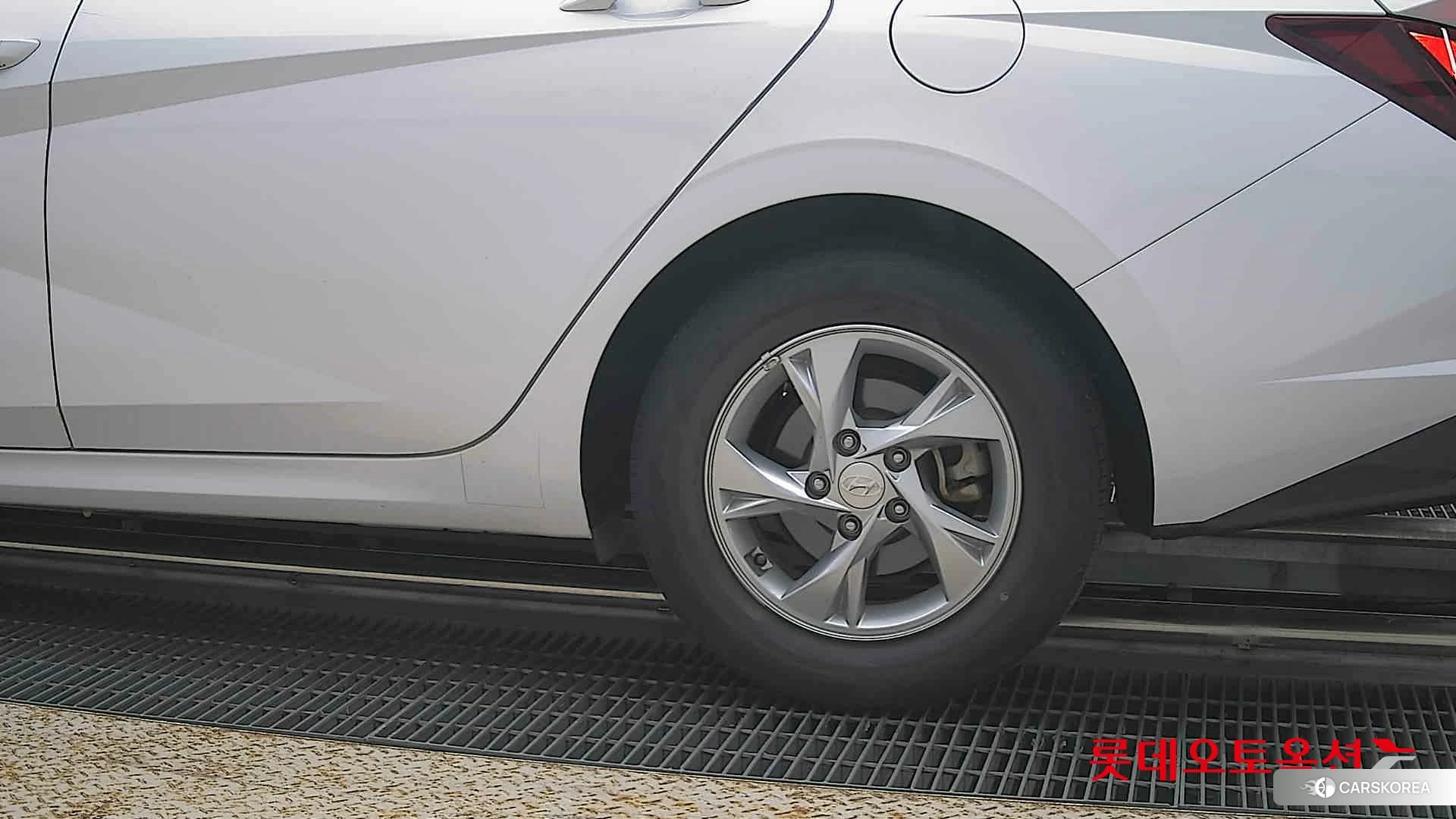 Hyundai Avante id 4902518 из Кореи 14