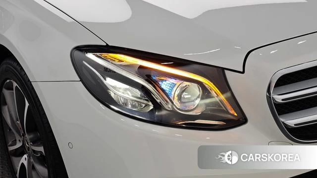 Mercedes-Benz E-Class W213 id 4732834 из Кореи 14