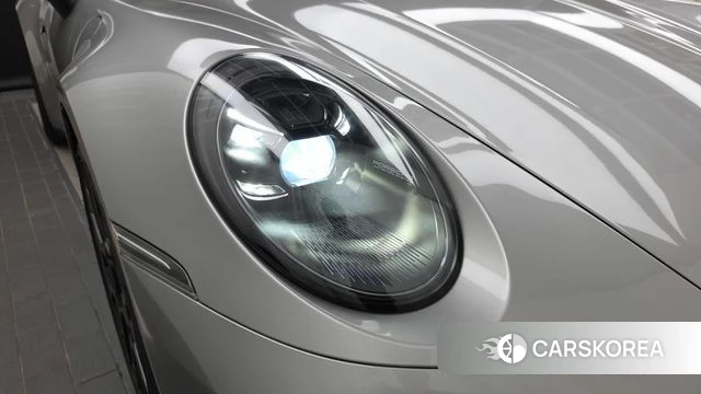 Porsche 911(992) id 4686685 из Кореи 14