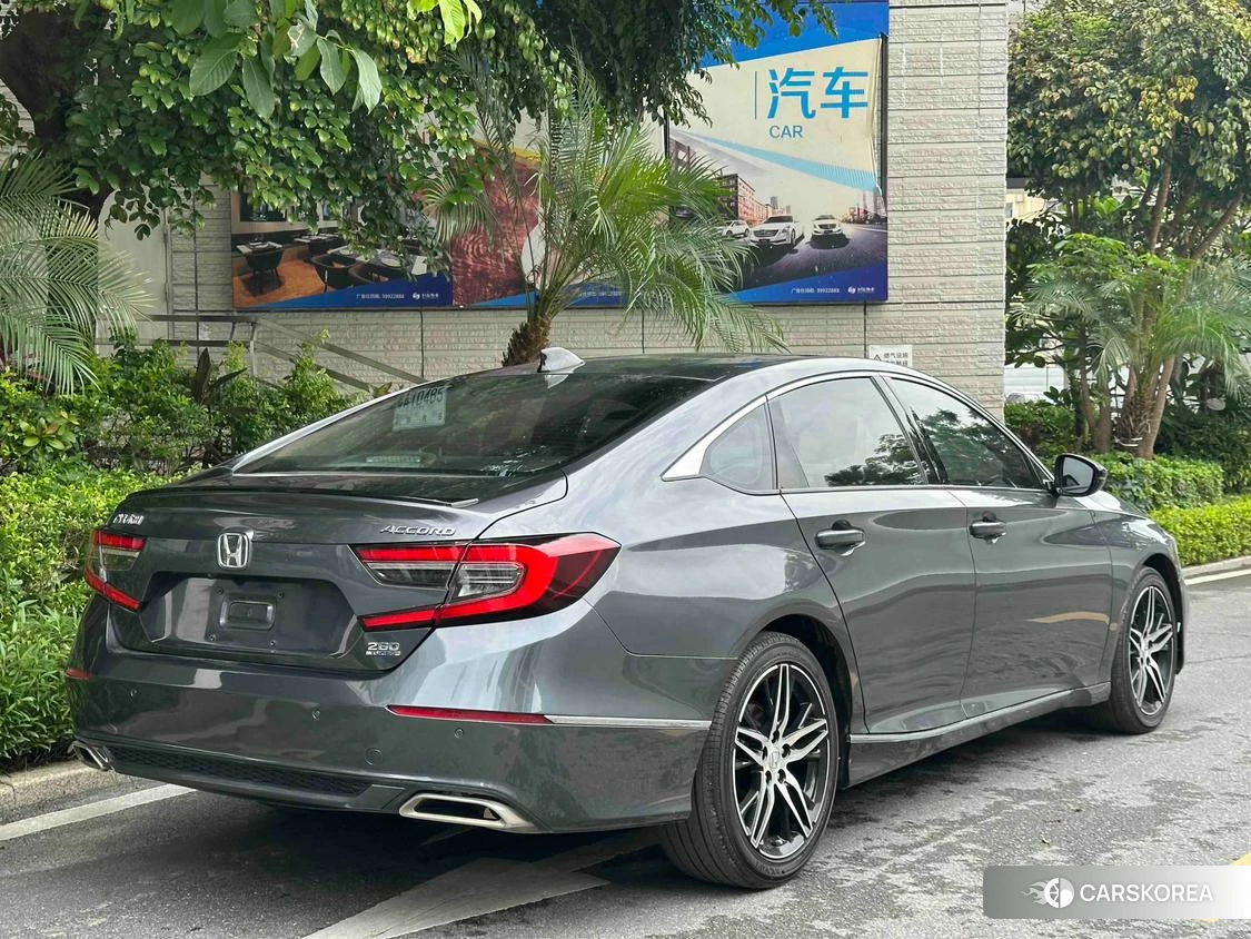 Honda Accord id 4455417 из Китая 14