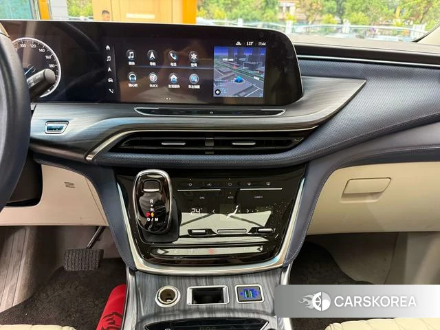 Buick GL8 id 3869808 из Китая 14