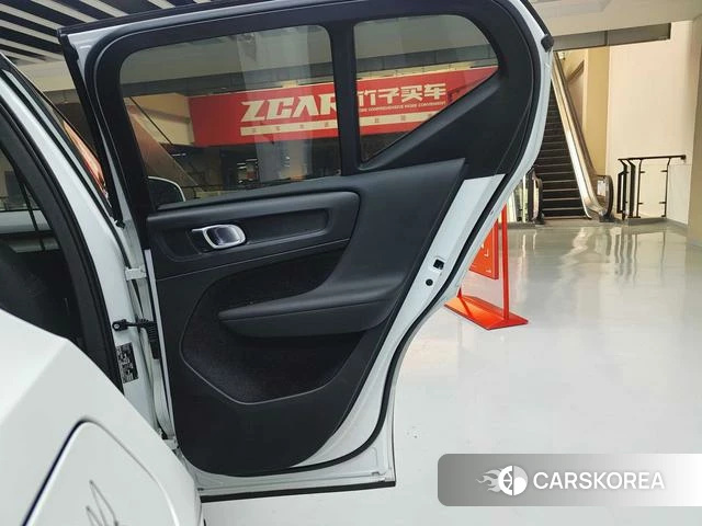 Volvo XC40 id 4219194 из Китая 14