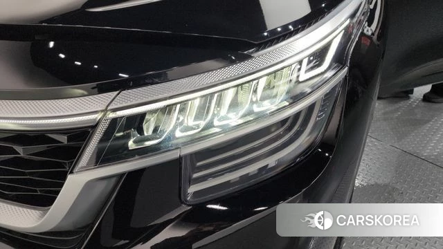 Kia Seltos id 4355643 из Кореи 14