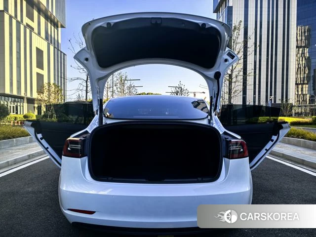 Tesla Model 3 id 4190389 из Китая 14