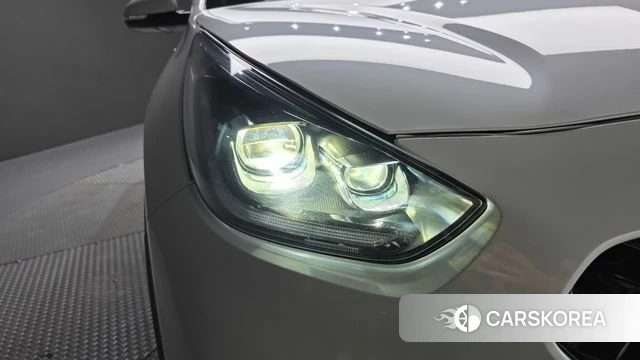 Kia The New Niro id 4294000 из Кореи 14