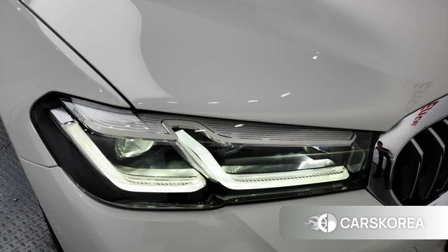 BMW 5 Series (G30) id 4529076 из Кореи 14