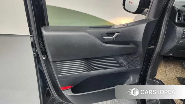 Hyundai Staria id 4382953 из Кореи 14